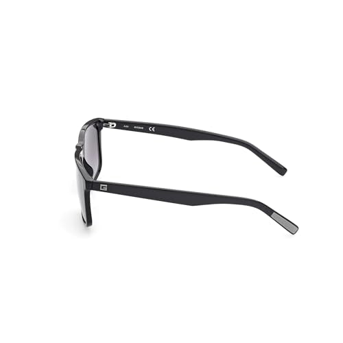 Guess | 100% UV protected | Gradient | large | Men | Square | Frame: Black Polycarbonate | Lens: Grey Polycarbonate