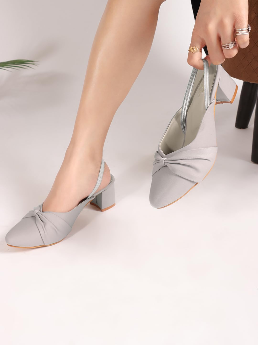 ZaySoo Women's Pointed Toe Slingback Heels, Bow Detail,