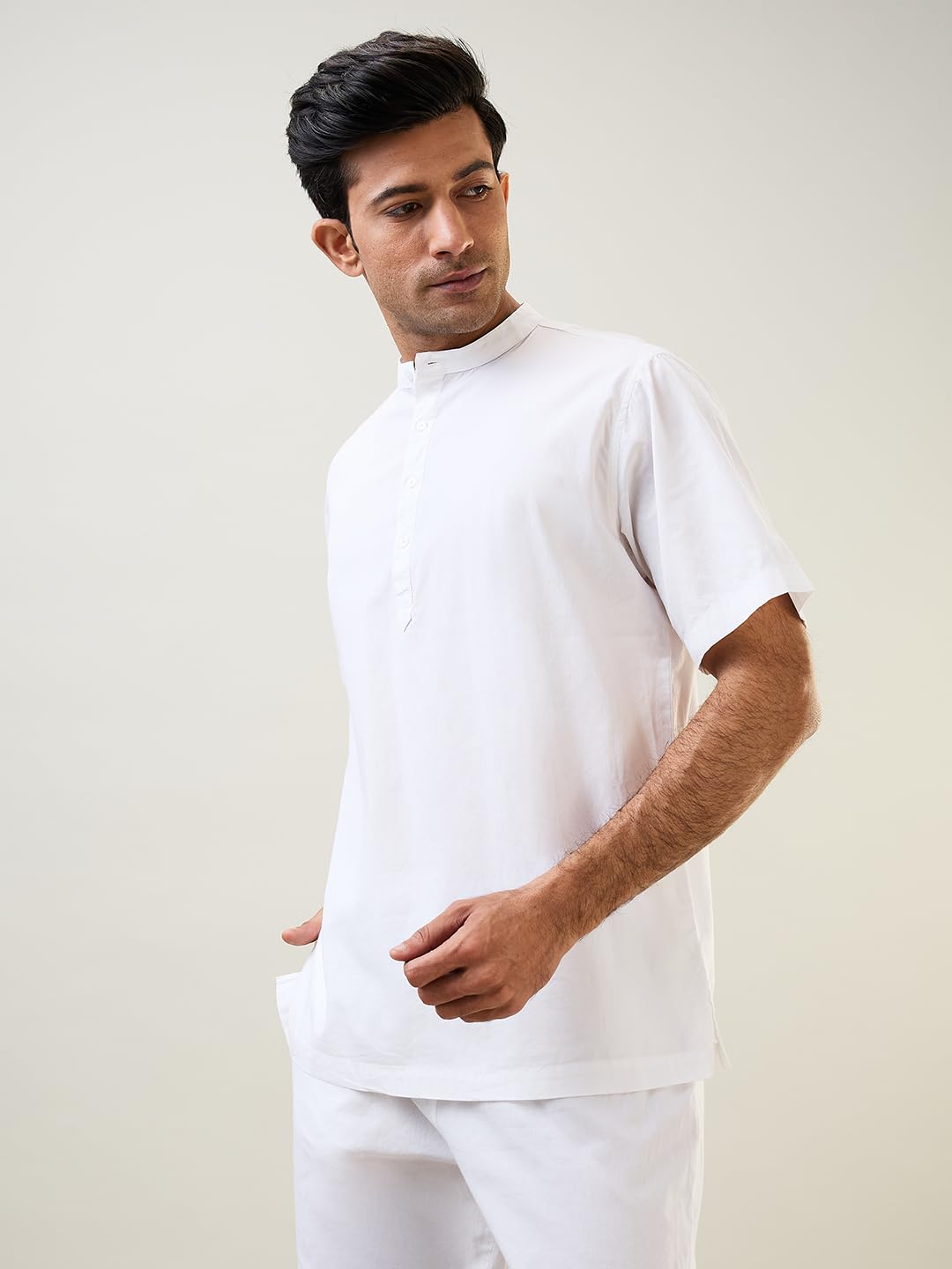 Raymond SleepZ Men Comfort Fit Solid Pattern Pure Cotton Mandrin Collar Kurta White