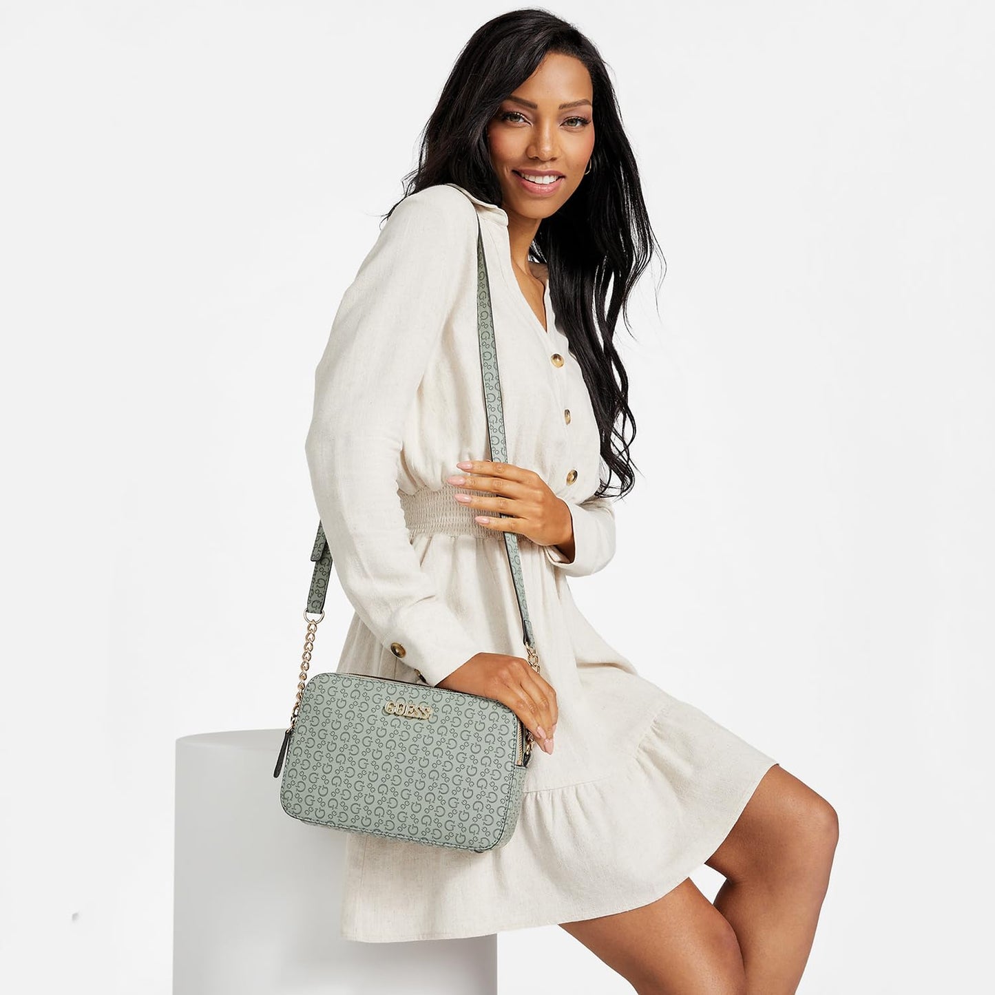 Guess Women's BG924512 (Moss)