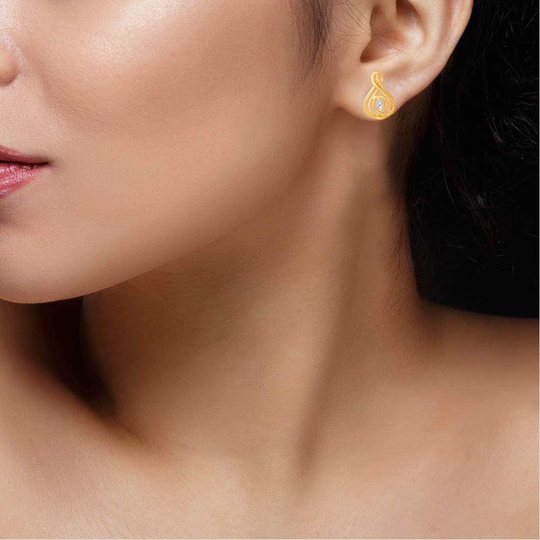 P.C. Chandra Jewellers 14k (585) Yellow Gold and American Diamond Stud Earrings for Women - 0.993 Grams