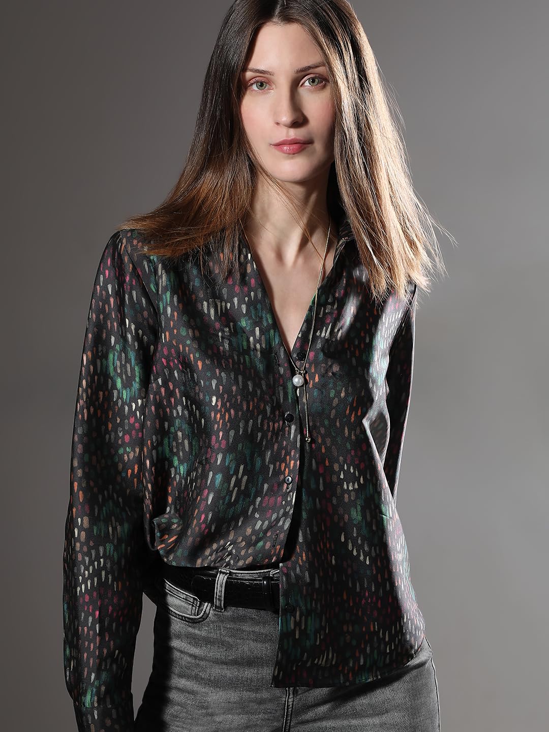 VERO MODA Women's Regular Fit Black Shirt