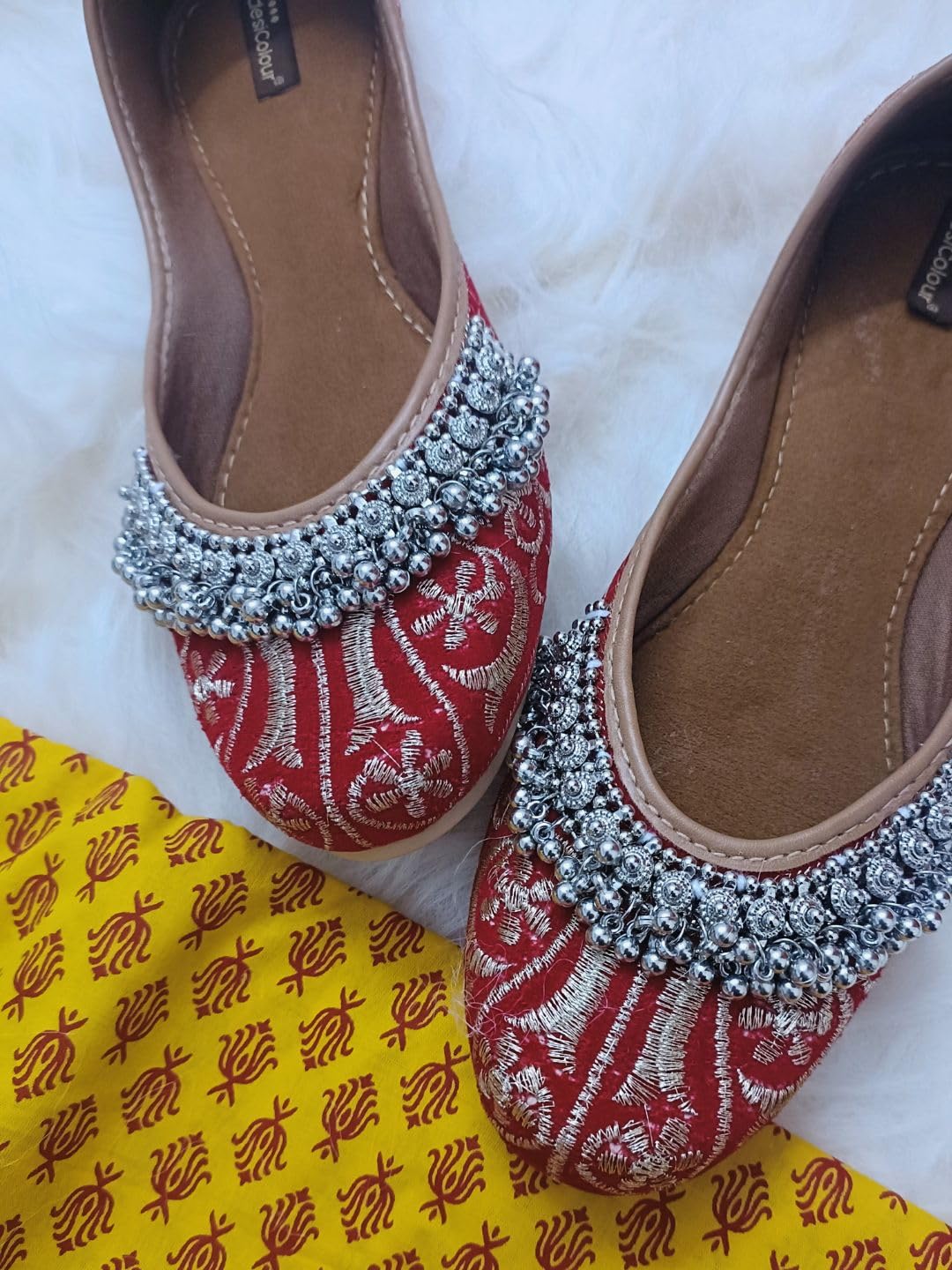 DESI COLOUR Flat Footwear/Mojari/Punjabi Jutti/Bellies for Women - Red Embroidered Gungroo (7)
