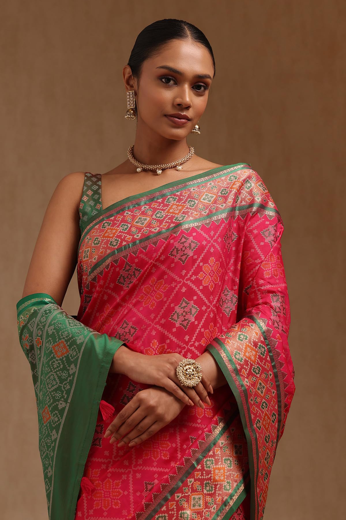 Soch Womens Fuchsia Silk Blend Woven Design Saree With Thread Work