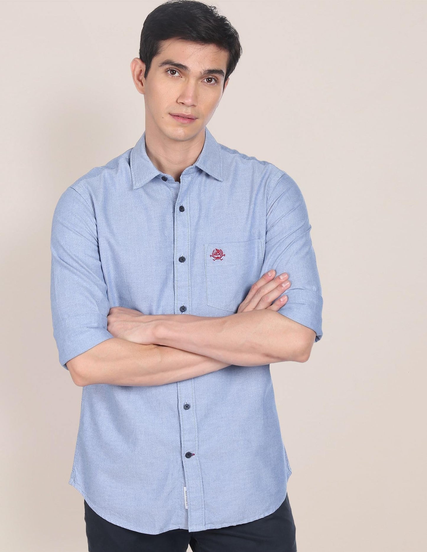 U.S. POLO ASSN. Men's Solid Spread Collar Premium Cotton Oxford Tailored Fit Shirt (USSHTR0027_DK. Blue_L)