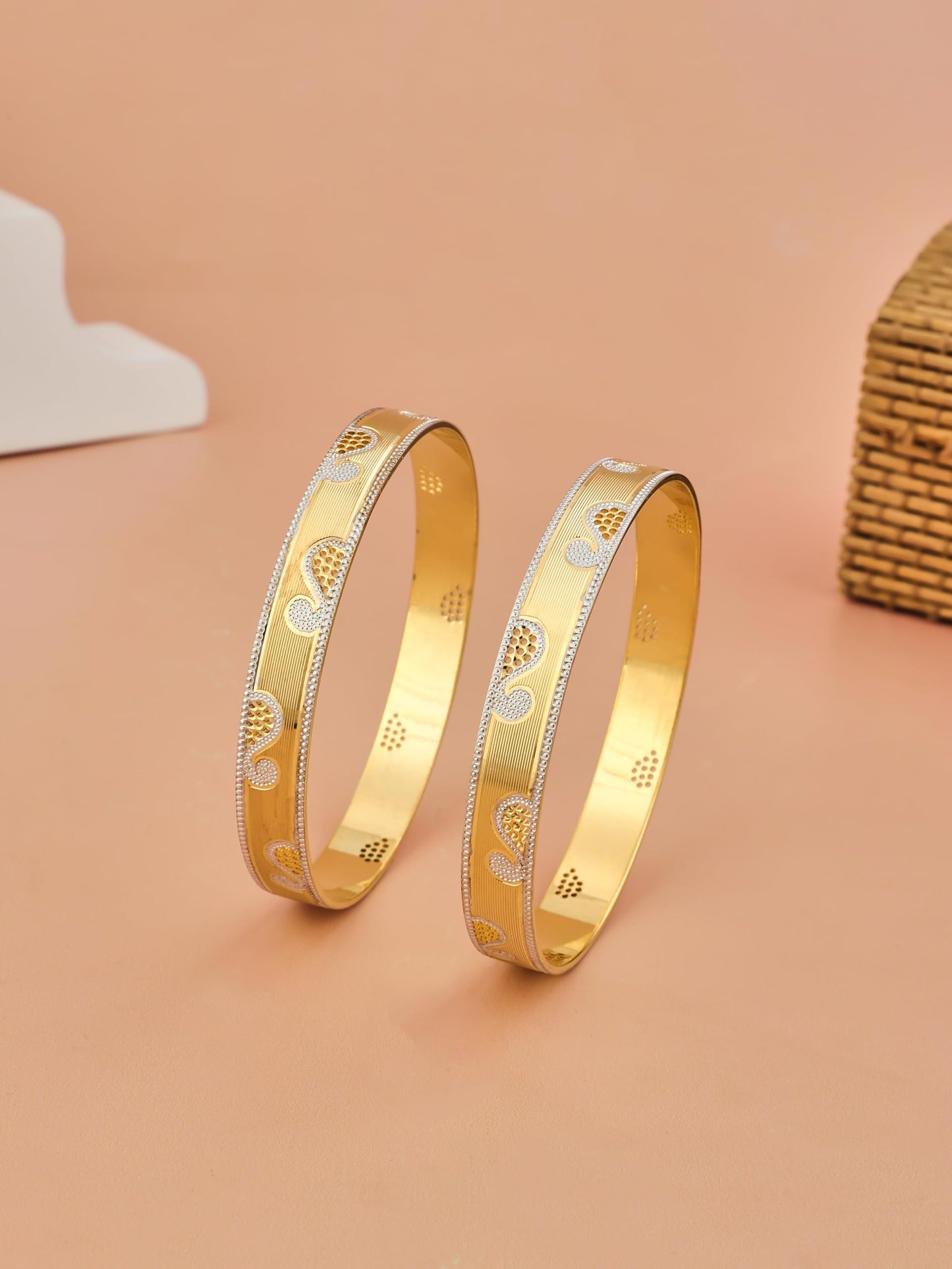 CYGNI BANGLES Elegant Gold-Plated Bangles for Women Traditional Design Jewelry (1 Pair)(F2-B-06-2.8)