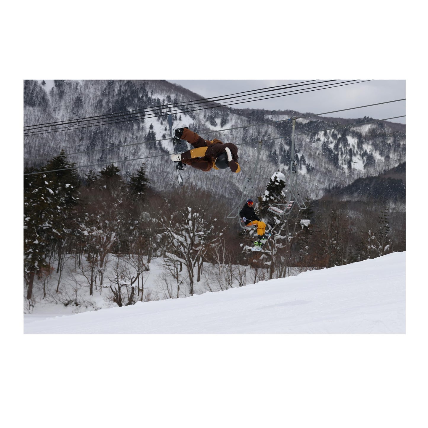 Canon EOS R7 32.5MP Mirrorless Camera Body | APS-C Sensor | 4K Video Recording (Black)