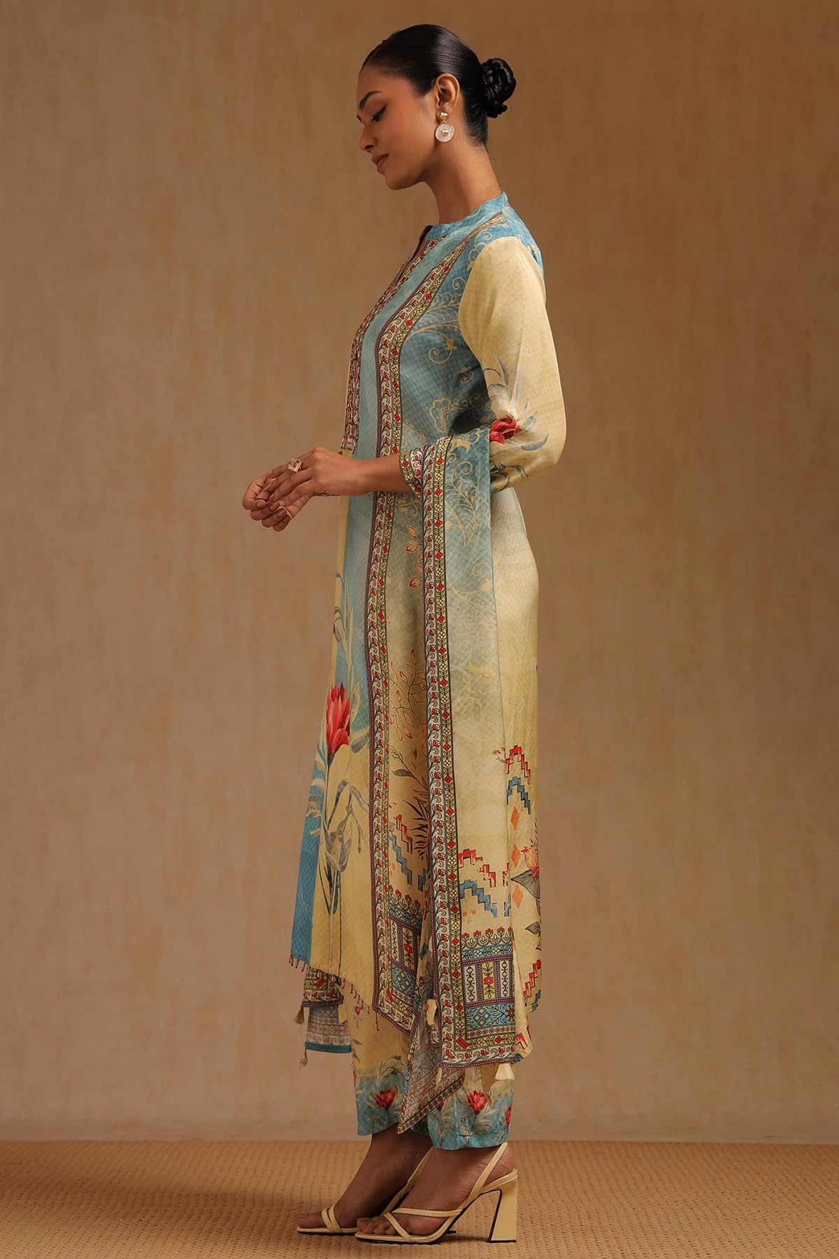 Soch Womens Yellow Muslin Floral Print Suit Set With Beads