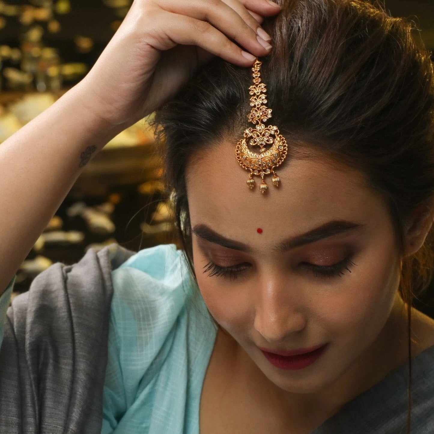 TARINIKA Antique Maang Tikka(Nethi chutti) for Women, Gold Plated Brass & CZ Stones Head Jewelry, Traditional Wedding Mang tikka Festive & Bridal Accessory (Aadhira Antique)