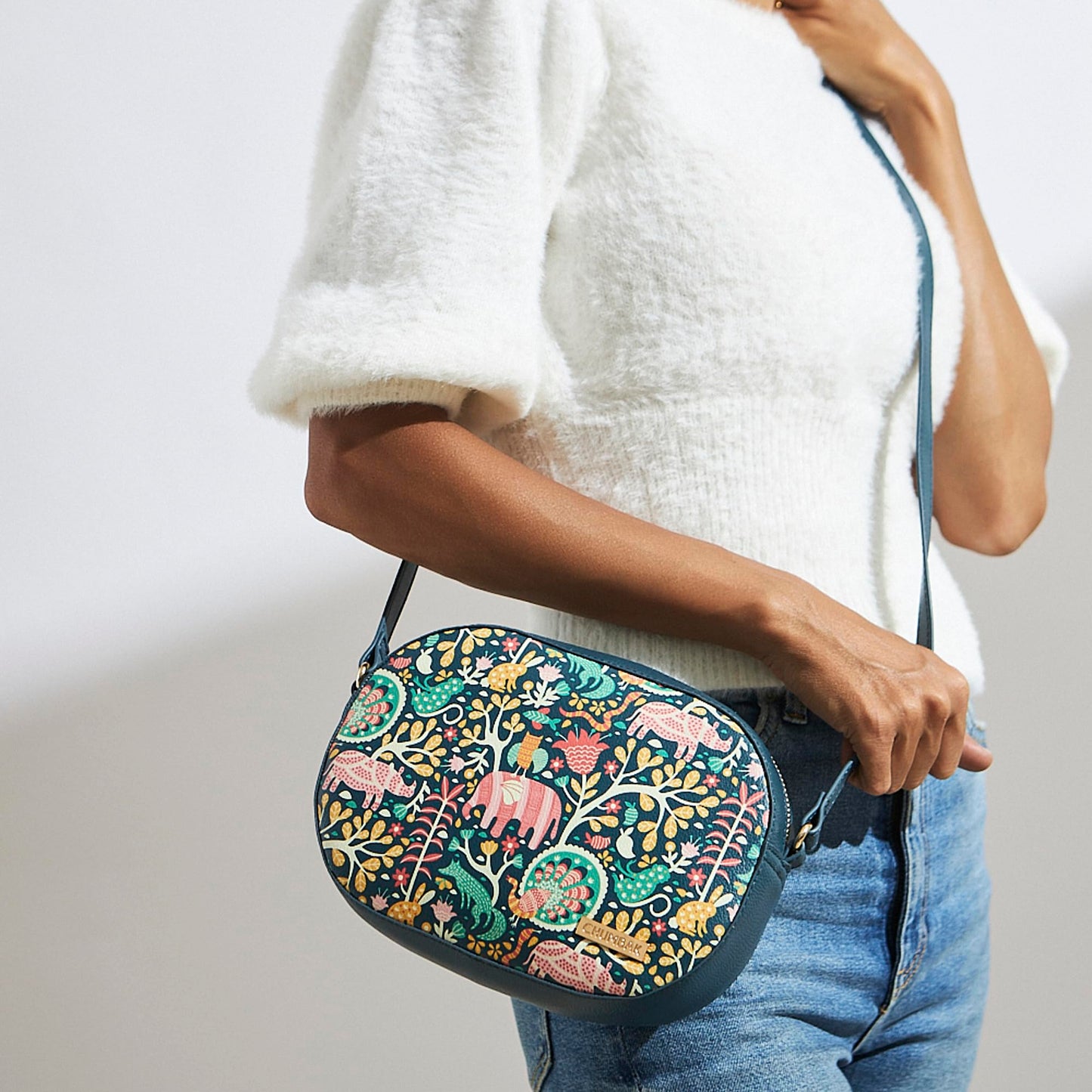 Chumbak Crossbody Sling Bag for Women | Stylish Printed Canvas Box Sling bag | Multipurpose Daily use Bag for Office/College/Travel