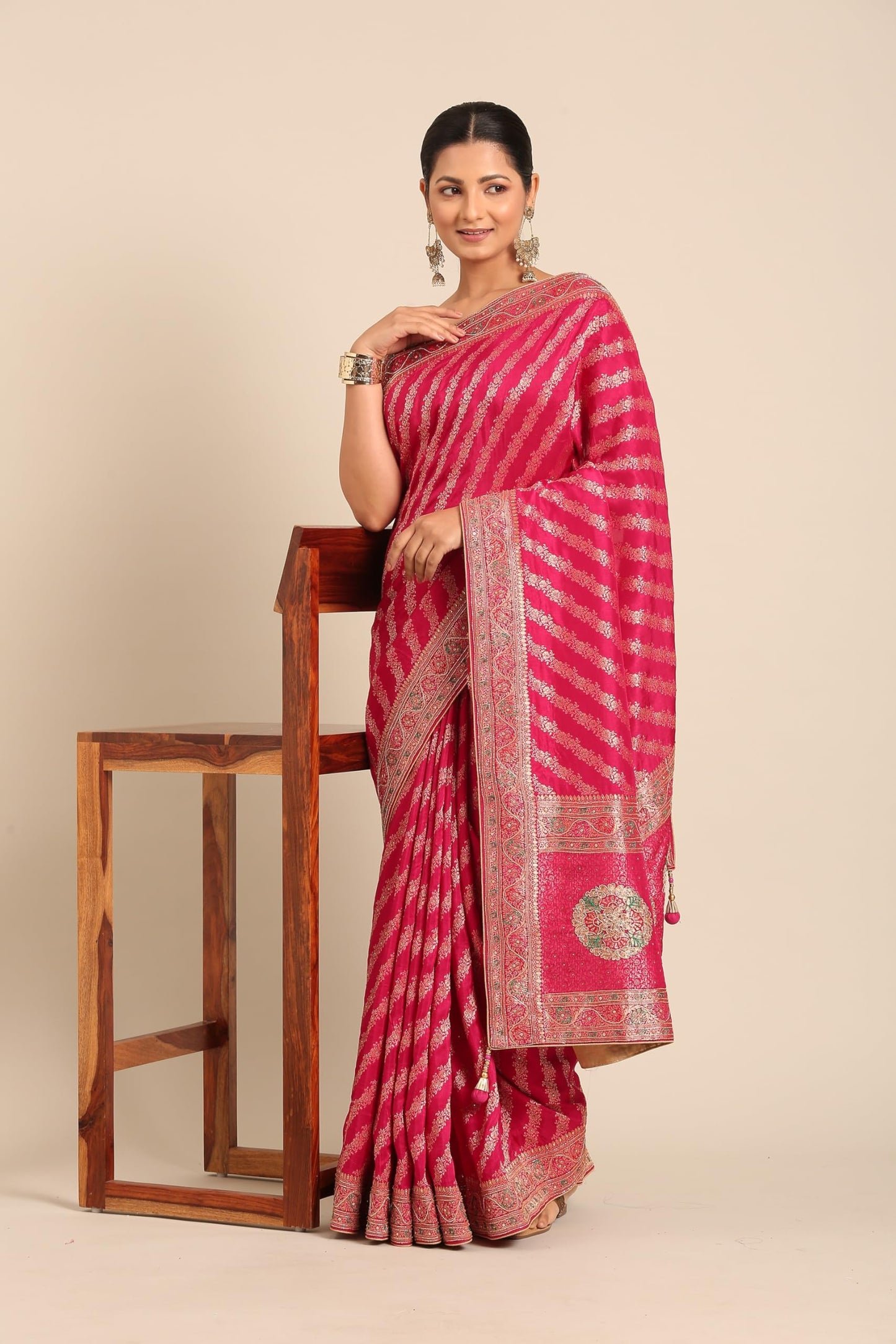 MOHEY Women's Art Silk Hand Embroidered|Bel Buti Patterned Saree (Rani)