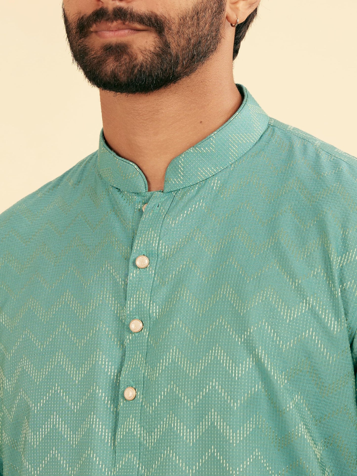 Manyavar Men's Viscose Blend Textured Short Kurta (Aqua Green,XL)