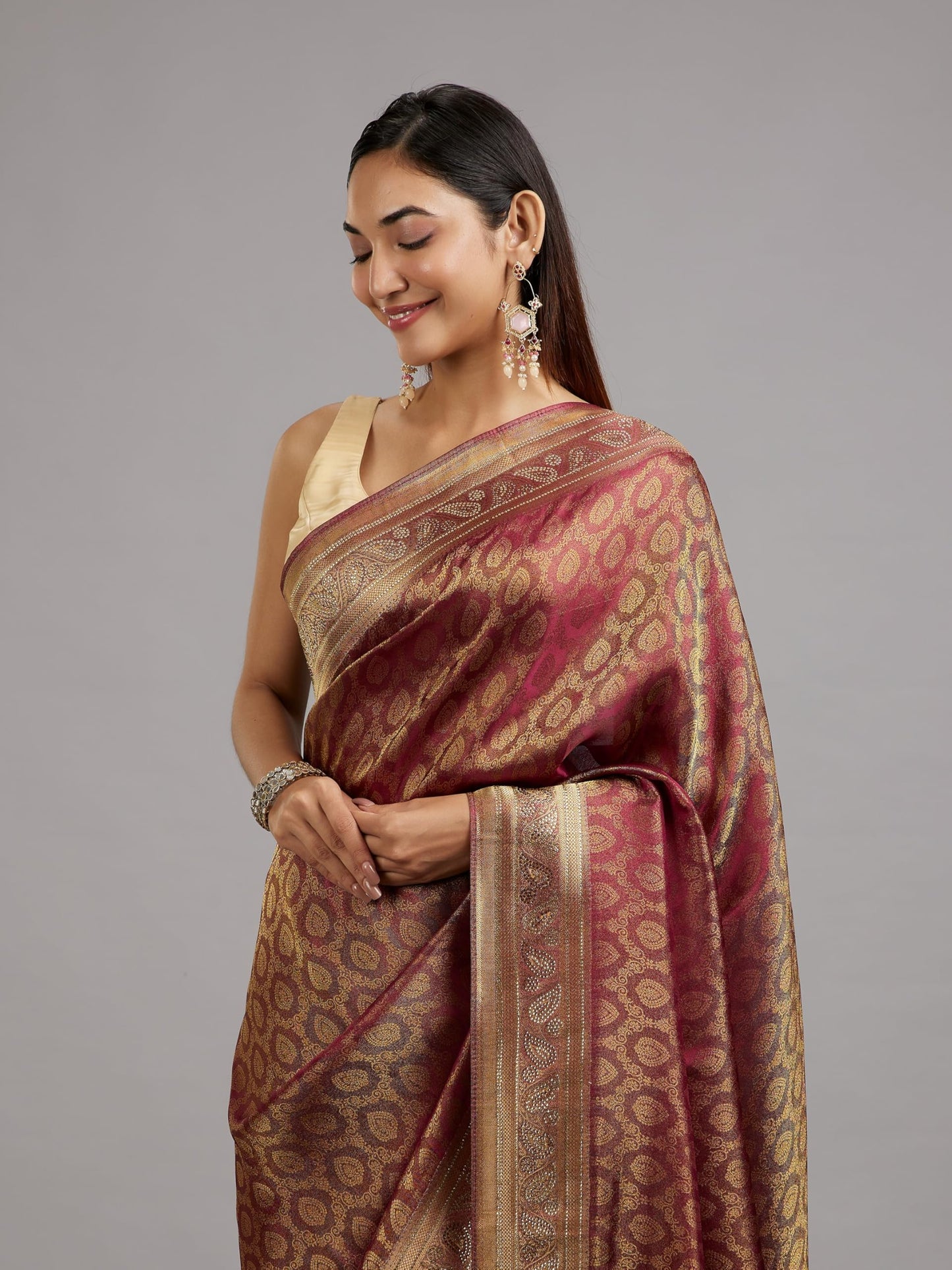 MOHEY Women's Art Silk Zari Weave Saree with Blouse Piece(Wine)