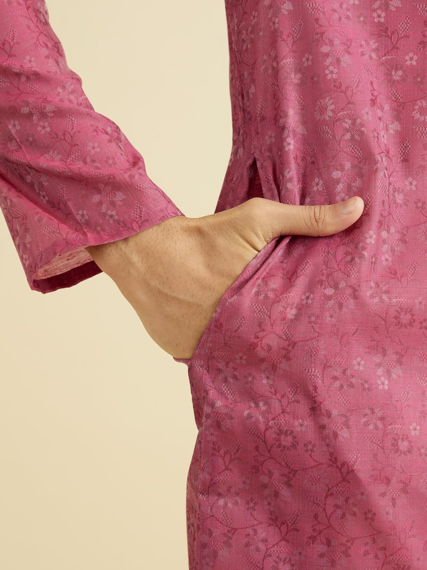 Manyavar Men's Cotton Blend Self Design Kurta Pyjama Set (2pcs)