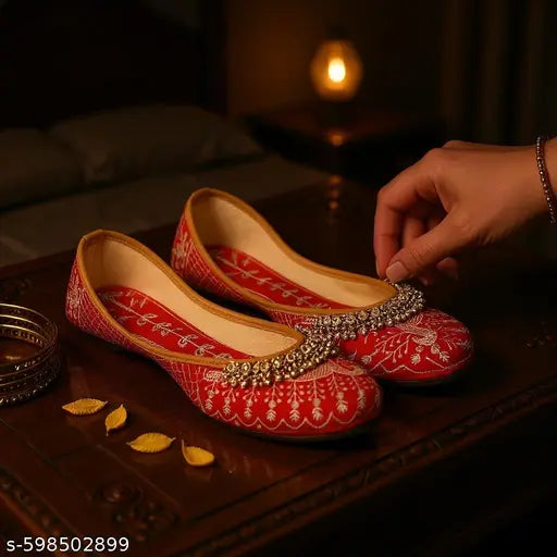 DFR Women Ethnic Rajasthani Embroidery with Payal Punjabi Mojari's Juti Juttis