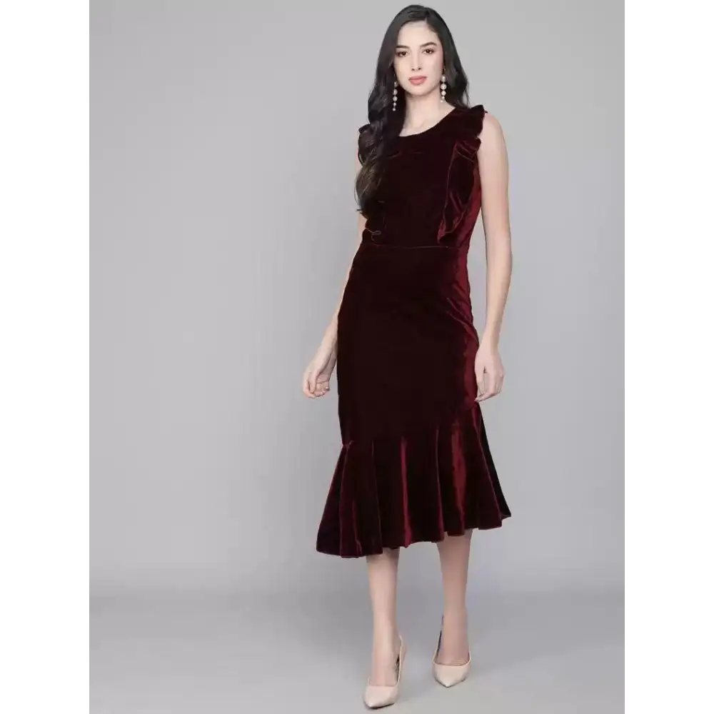 Women's Velvet Solid Flared Midi Dress          
