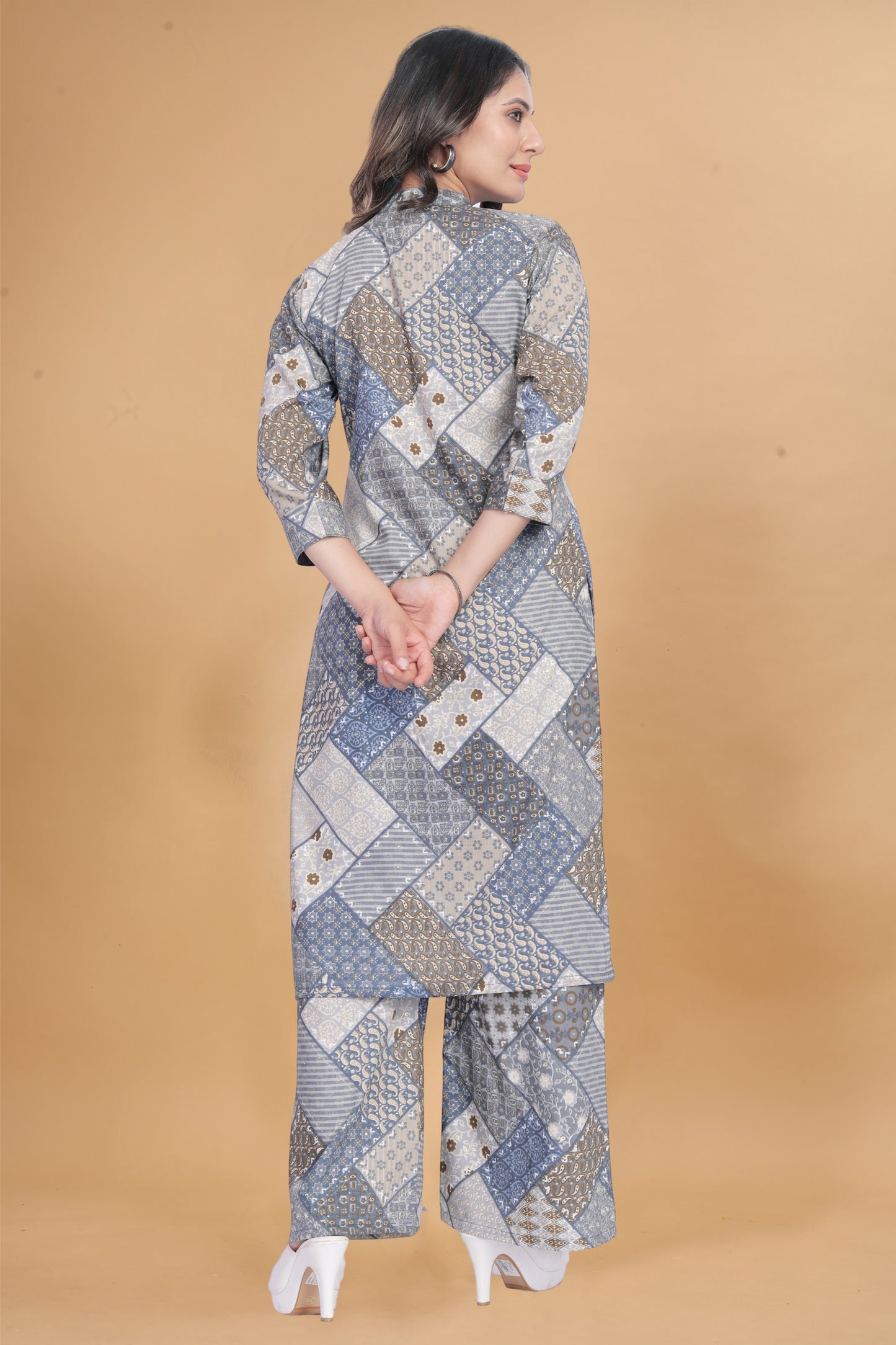 Grey Muslin Printed Womans Kurti And Plazzo Set