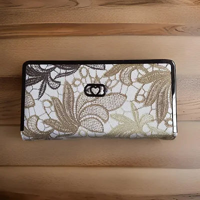 Gorgeous Attractive Women Hand Wallet Clutch