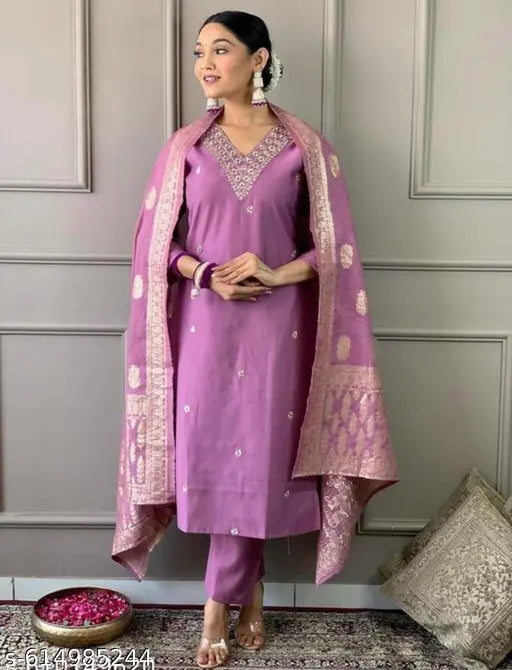 FESTIVLE WEARING KURTI