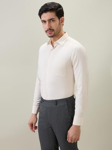 Raymond Men Contemporary Fit Structure Pattern Bamboo Polyester Blend Semi Cutaway Collar Full Sleeve Formal Shirt Yellow