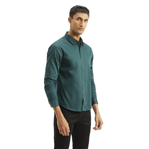 Levi's Men's Solid Slim Fit Shirt Green