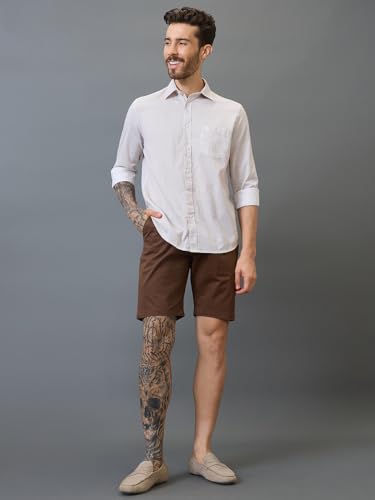 Giordano Men Brown Cotton Slim Fit Mid-Rise Cargo Shorts