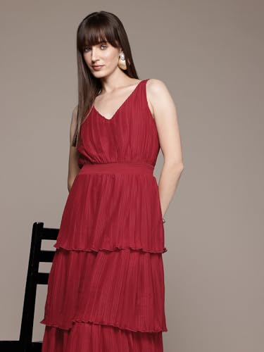 Label RITU KUMAR Red Fashion Flair V Neck Long Dress