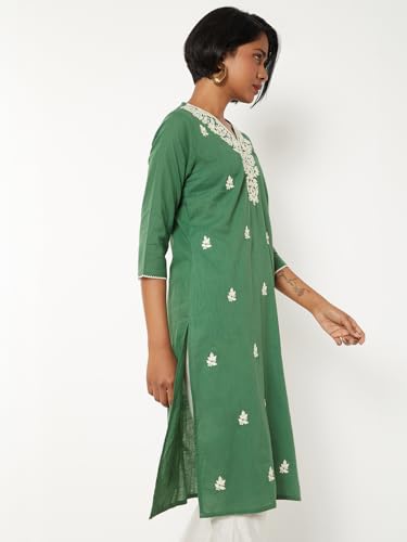 Max Women Chikankari Embroidered Kurta (Green_S)