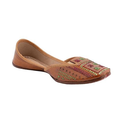 KORAKARI Women's Genuine Leather Traditional Ethnic Artsy Tan Handmade Punjabi Jutti, Leather Flat Comfortable Mojaris for Girls (Size: UK6, Tan)