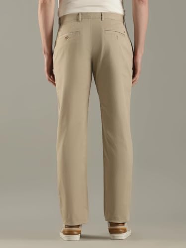 Relaxed Fit Solid Mid Rise Chino