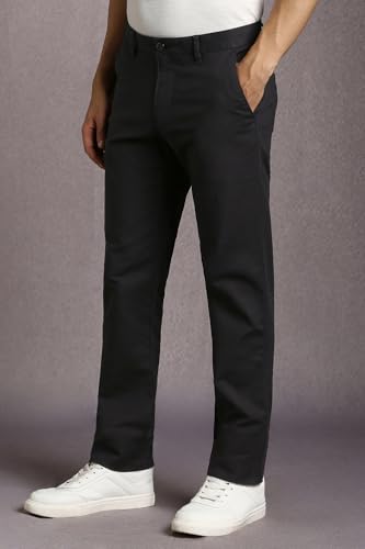 Men Black Solid Flat Front Casual Trousers
