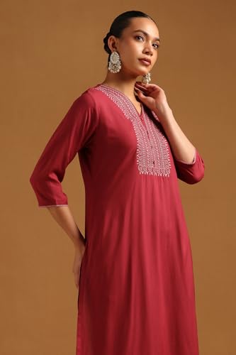 Soch Womens Onion Pink Rayon Embroidered Kurta with Thread Work
