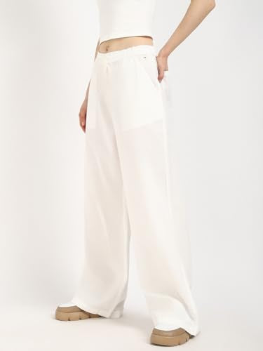 Tommy Hilfiger Relaxed-Fit Solid Mid Rise Trouser Ecru