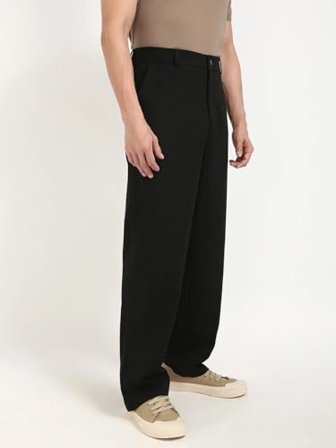 Relaxed Fit Solid Mid Rise Trouser