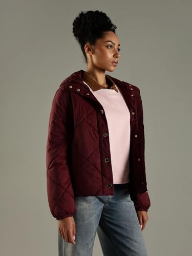 Regular Fit Polyamide Hooded Neck Puffer Jacket