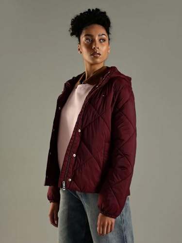 Regular Fit Polyamide Hooded Neck Puffer Jacket