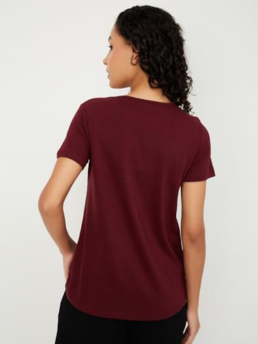 Max Women's Regular Fit T-Shirt (SMOKE4B_Burgundy