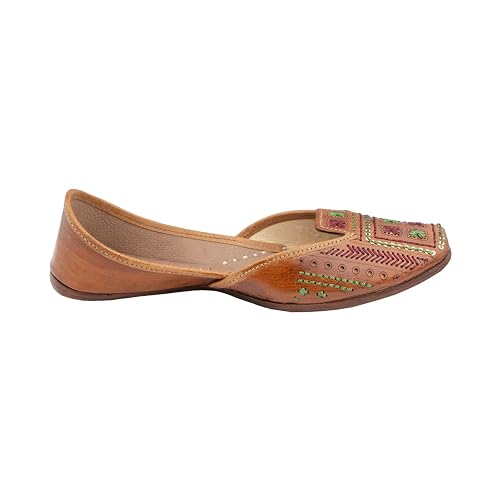 KORAKARI Women's Genuine Leather Traditional Ethnic Artsy Tan Handmade Punjabi Jutti, Leather Flat Comfortable Mojaris for Girls (Size: UK6, Tan)