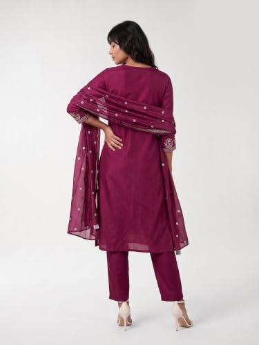 Max Women Embroidered Straight Kurta Set(Magenta_XL)