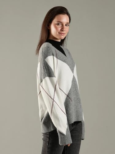 Regular Fit Nylon V-Neck Sweater