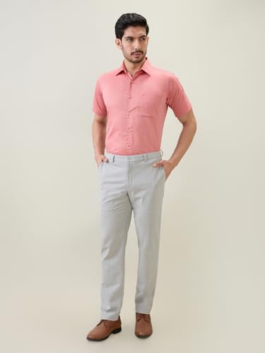 Raymond Men Regular Fit Solid Chambray Pattern Pure Cotton Semi Cutaway Collar Half Sleeve Formal Shirt