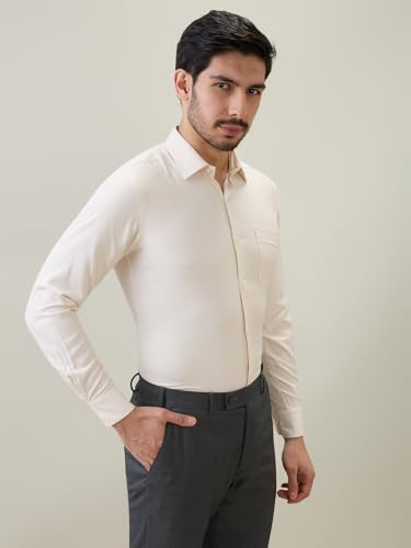 Raymond Men Contemporary Fit Structure Pattern Bamboo Polyester Blend Semi Cutaway Collar Full Sleeve Formal Shirt Yellow