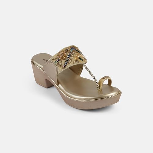 Mochi Women Chappals 1.5 And Gold Above UK/6 EU/39(35-2054)