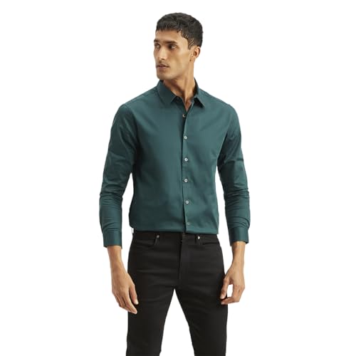 Levi's Men's Solid Slim Fit Shirt Green