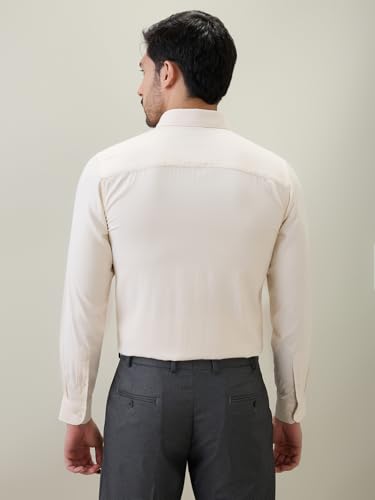 Raymond Men Contemporary Fit Structure Pattern Bamboo Polyester Blend Semi Cutaway Collar Full Sleeve Formal Shirt Yellow