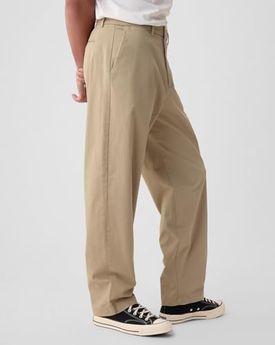 GAP Men Regular Fit Flat-Front Trousers, Khaki, 36/32