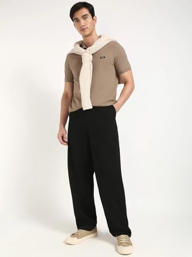 Relaxed Fit Solid Mid Rise Trouser