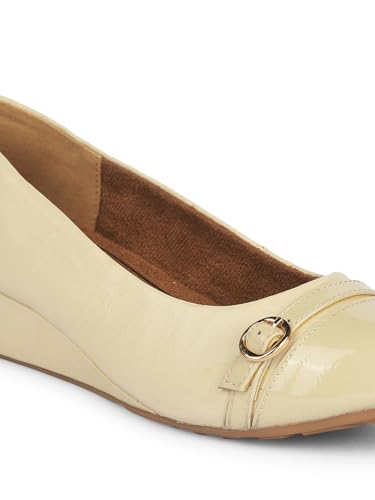 Hush Puppies Women Wedge Heel Ballerina - Off White (5Uk)