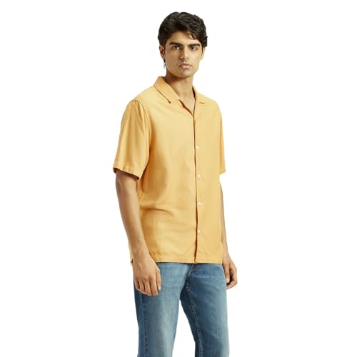 Levi's Men's Solid Regular Fit Shirt Yellow