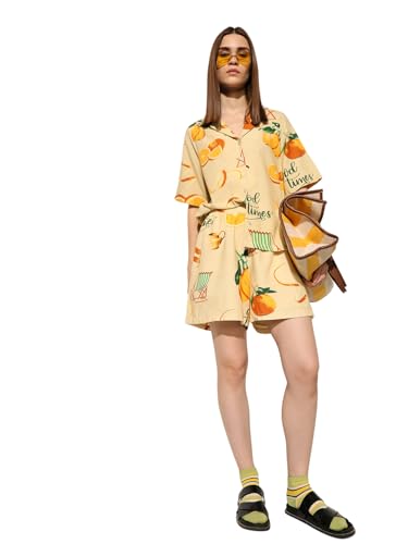 ONLY Women's Abstract Regular Fit Mid-Rise Yellow Shorts